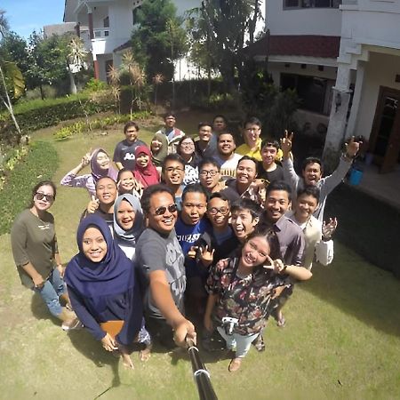 Villa Ohana Batu Luaran gambar