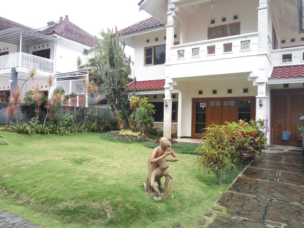 Villa Ohana Batu Luaran gambar